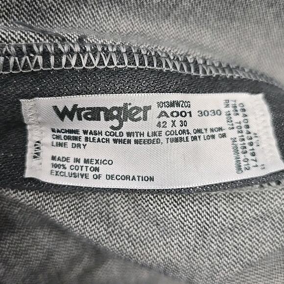 Wrangler Mens Charcoal Cowboy Cut Original Fit Jeans Sz 42x30 Western 13MWZ - Picture 4 of 8